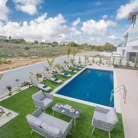 Villa Olive 21 *